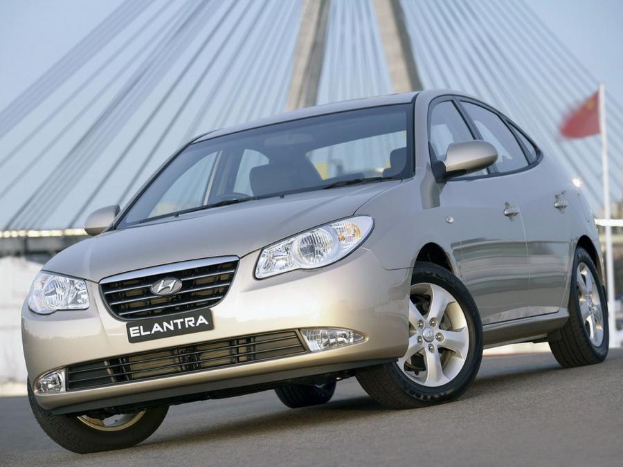  Hyundai Elantra 2006 года  (AU) (фото 2 из 13)